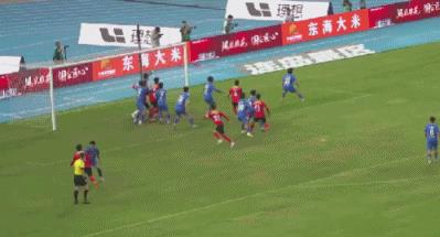 ⚽Hiệp 1 của Jiangsu United: Vương Phi ghi bàn, Lưu Diệp gỡ hòa bằng quả phạt đền, Liên Vân Cảng 1-1 Tô Châu