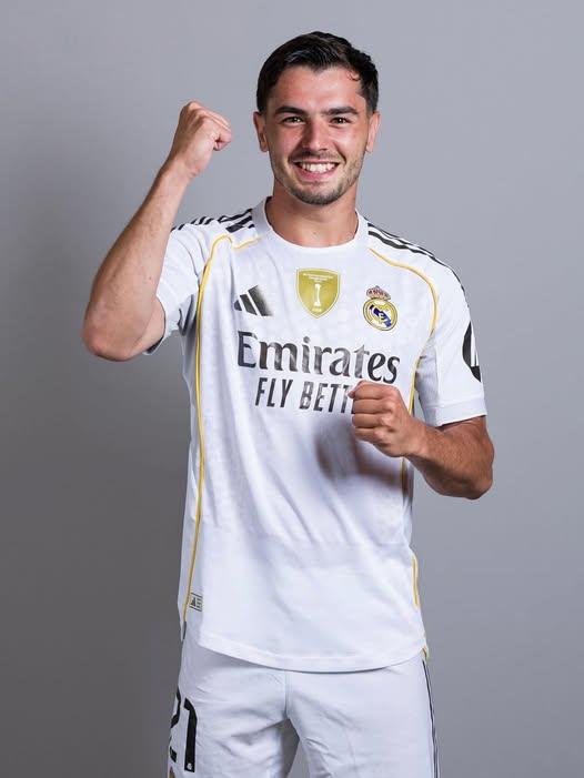 Tin đồn chuyển nhượng hàng ngày: Real Madrid gia hạn hợp đồng với Diaz HWG; Ronaldo gia hạn hợp đồng với Victory trong 3 ngày