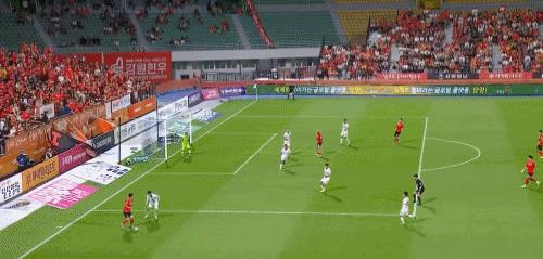 Tường thuật trận đấu K League Hàn Quốc: Mou Juan, Kim Kun-hee ghi bàn trong thời gian bù giờ, Gangwon FC 2-2 Daejeon Citizen
