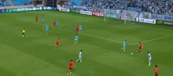 Bản tin trận đấu Cúp Hàn Quốc: Koo Bon-chul ghi bàn, Kim Kun-hee ghi thêm bàn thắng, Gangwon 2-1 Daegu tiến vào bán kết