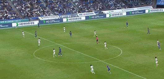 Bản tin trận đấu K-League: Sabbagh ghi hai bàn, Vian ghi bàn thắng quyết định, Suwon FC đánh bại Ulsan với tỷ số 3-2