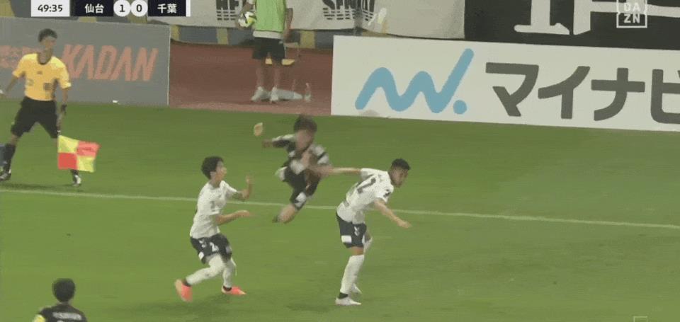 Tường thuật trận đấu J2 League: Hidetoshi Takeda ghi bàn bằng đầu, Sendai Tanabata đánh bại Chiba Ichihara với tỷ số 1-0