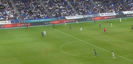 Bản tin trận đấu K-League: Sabbagh ghi hai bàn, Vian ghi bàn thắng quyết định, Suwon FC đánh bại Ulsan với tỷ số 3-2