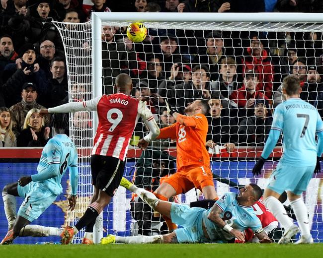 Nhận định Burnley vs Crystal Palace (02h30 ngày 412) Hiểm địa Turf Moor 1